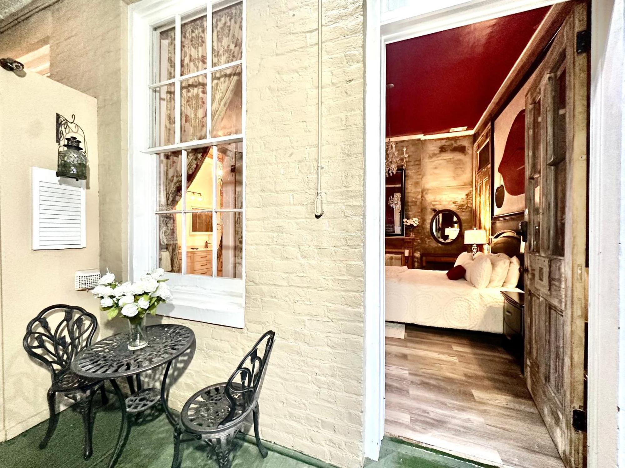 Fleur De Lis Mansion Bed & Breakfast นิวออร์ลีนส์ ภายนอก รูปภาพ