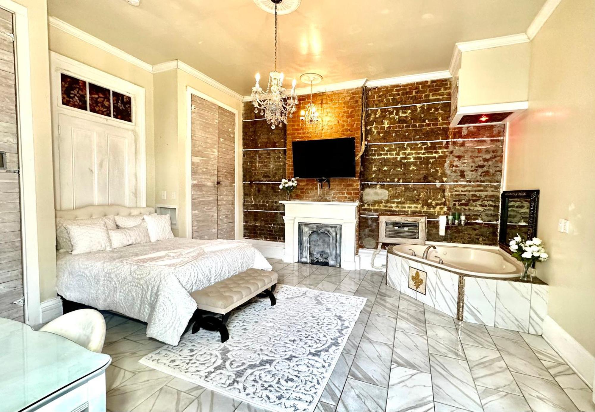 Fleur De Lis Mansion Bed & Breakfast นิวออร์ลีนส์ ภายนอก รูปภาพ
